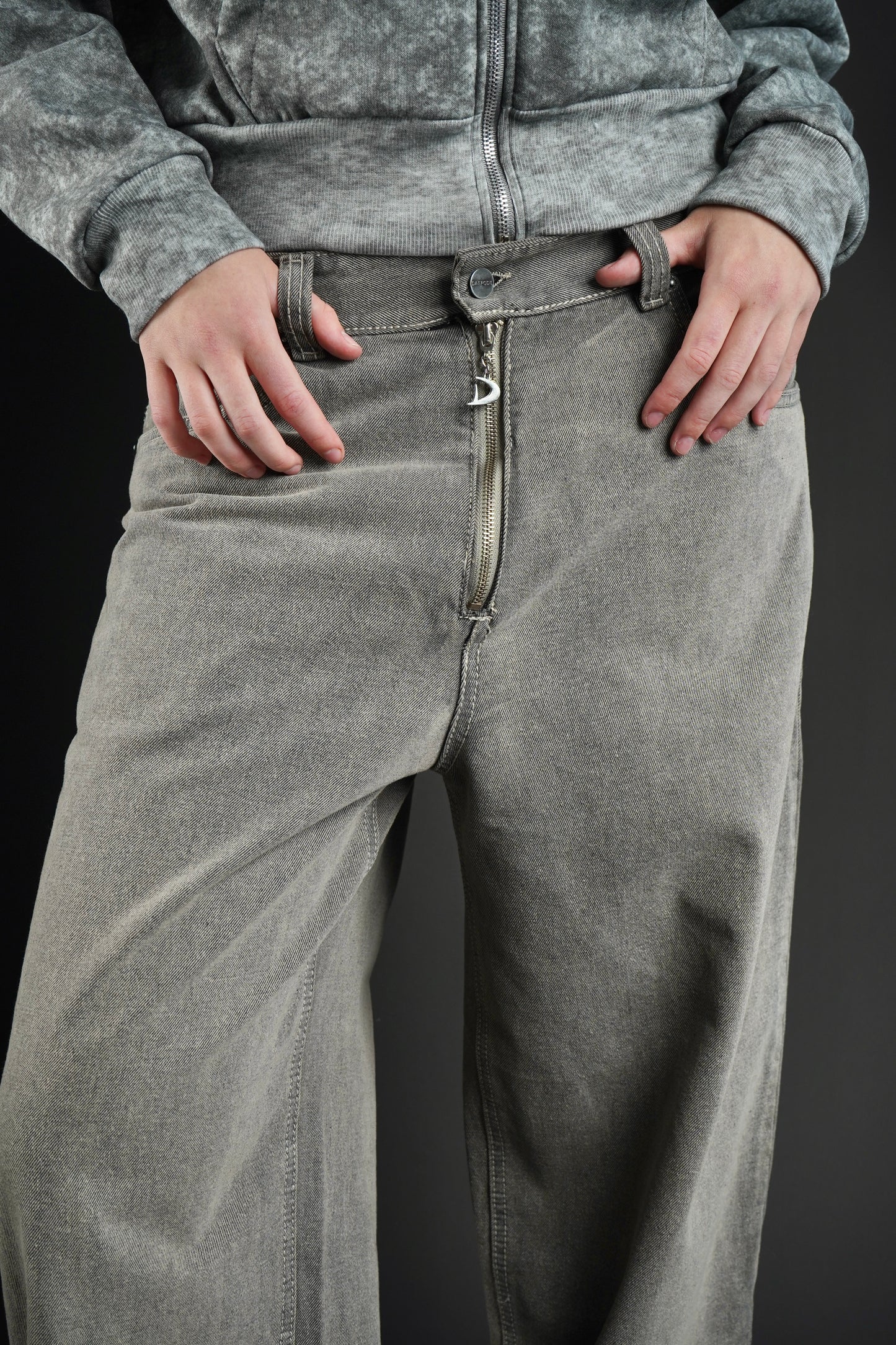Super baggy zipper sand
