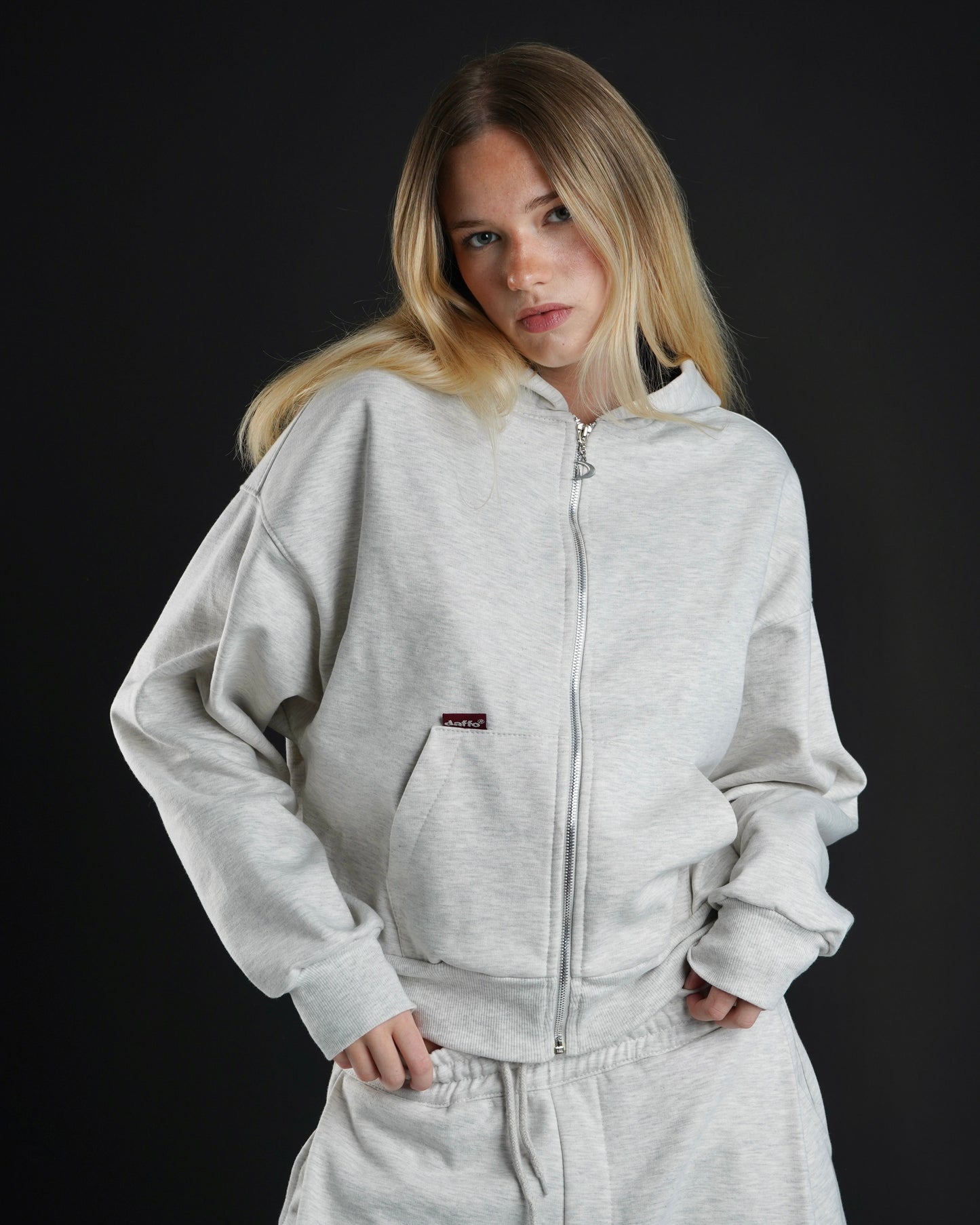 Zip up cropped off white