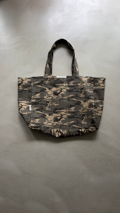 Tote bag camo