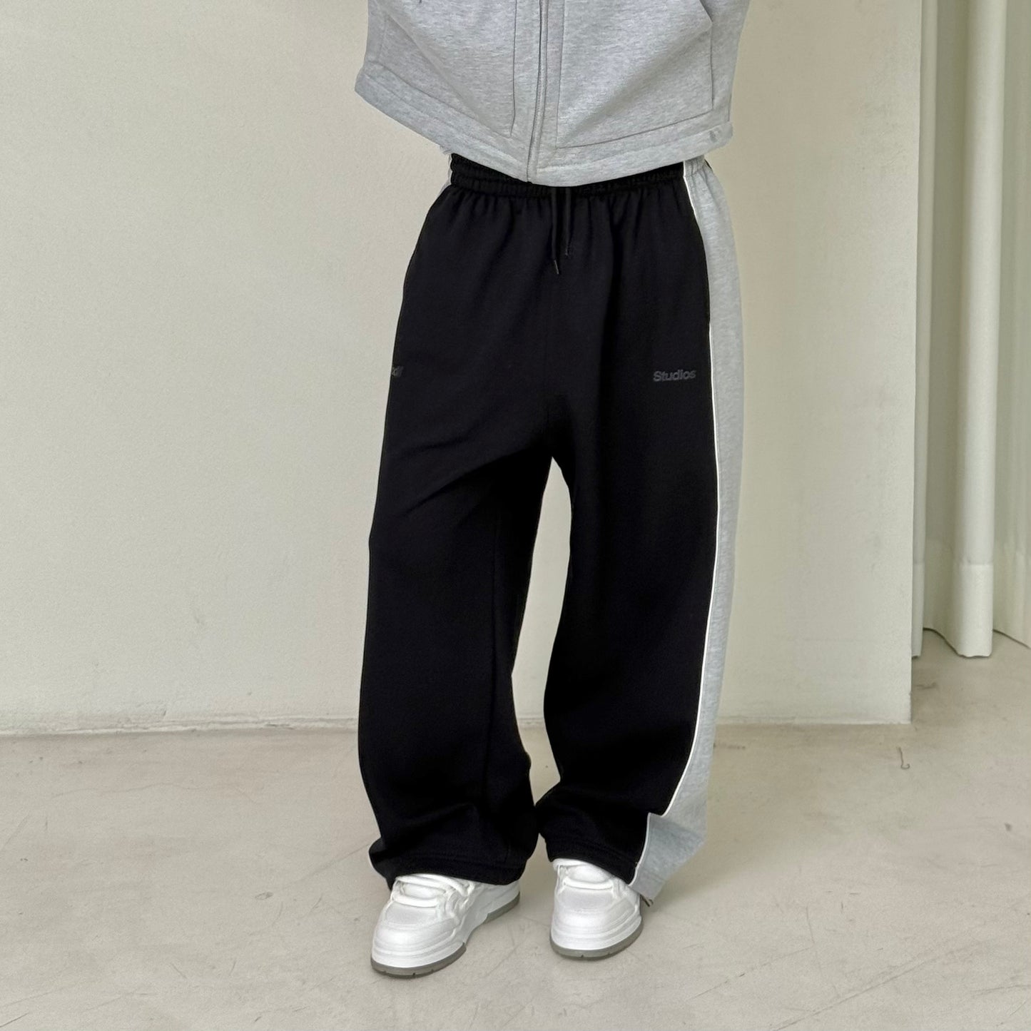 Buzo baggy studios